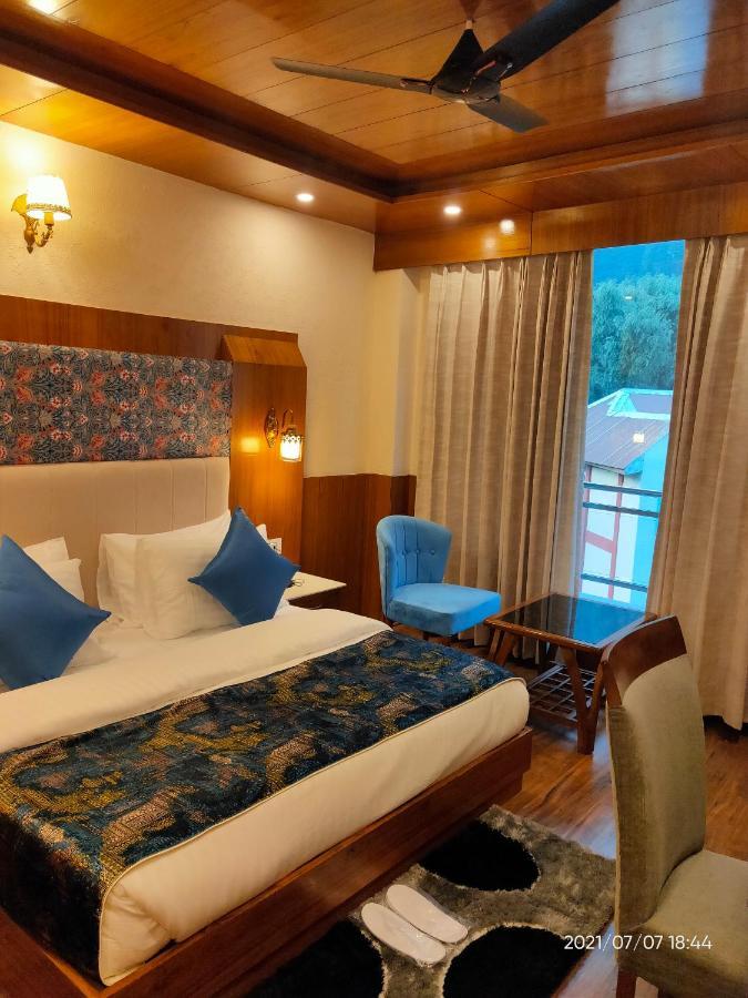 Suryansh Regency Manali Centrally Heated Air Cooled With Private Balconies مايالي المظهر الخارجي الصورة
