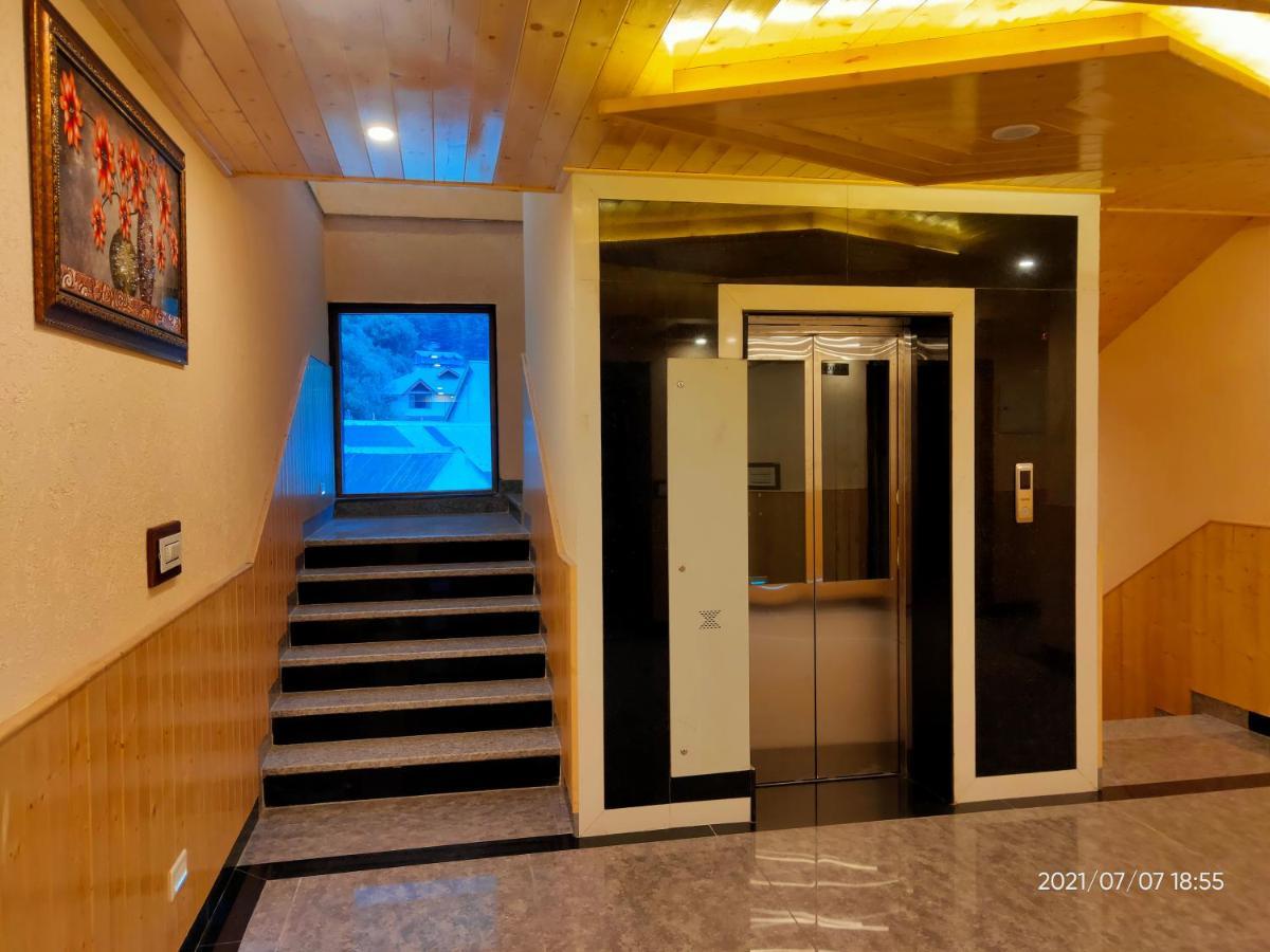 Suryansh Regency Manali Centrally Heated Air Cooled With Private Balconies مايالي المظهر الخارجي الصورة