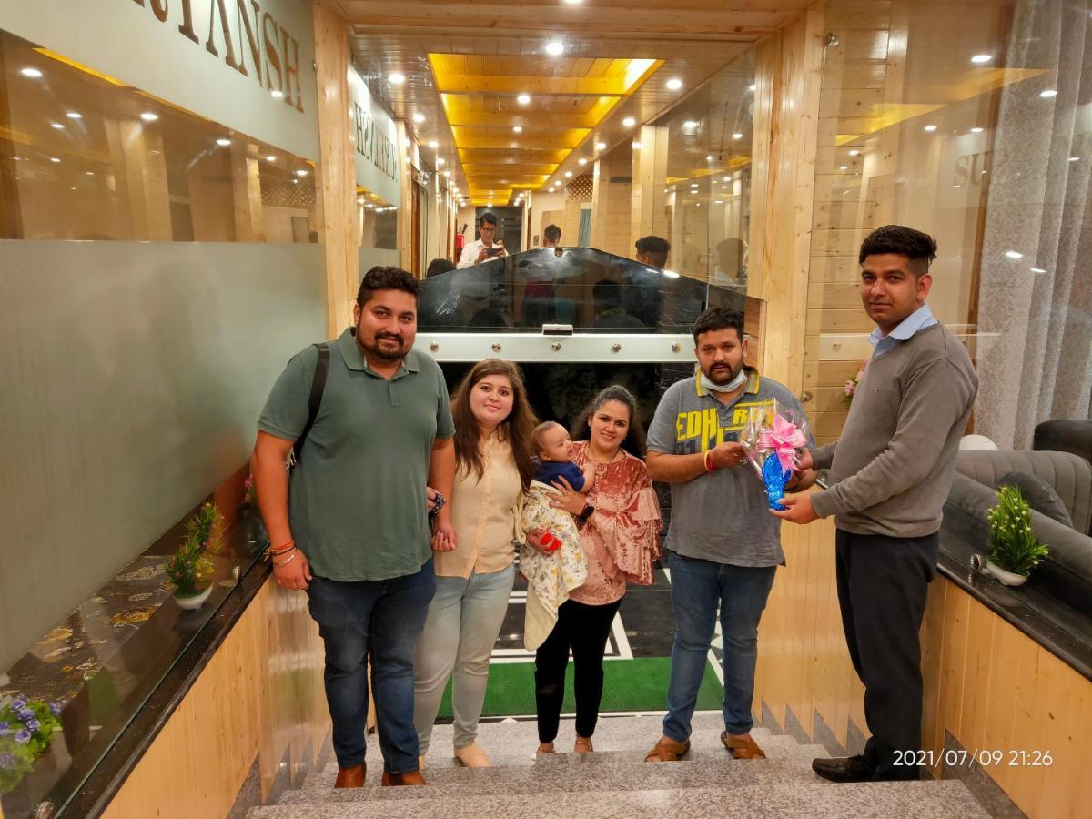 Suryansh Regency Manali Centrally Heated Air Cooled With Private Balconies مايالي المظهر الخارجي الصورة