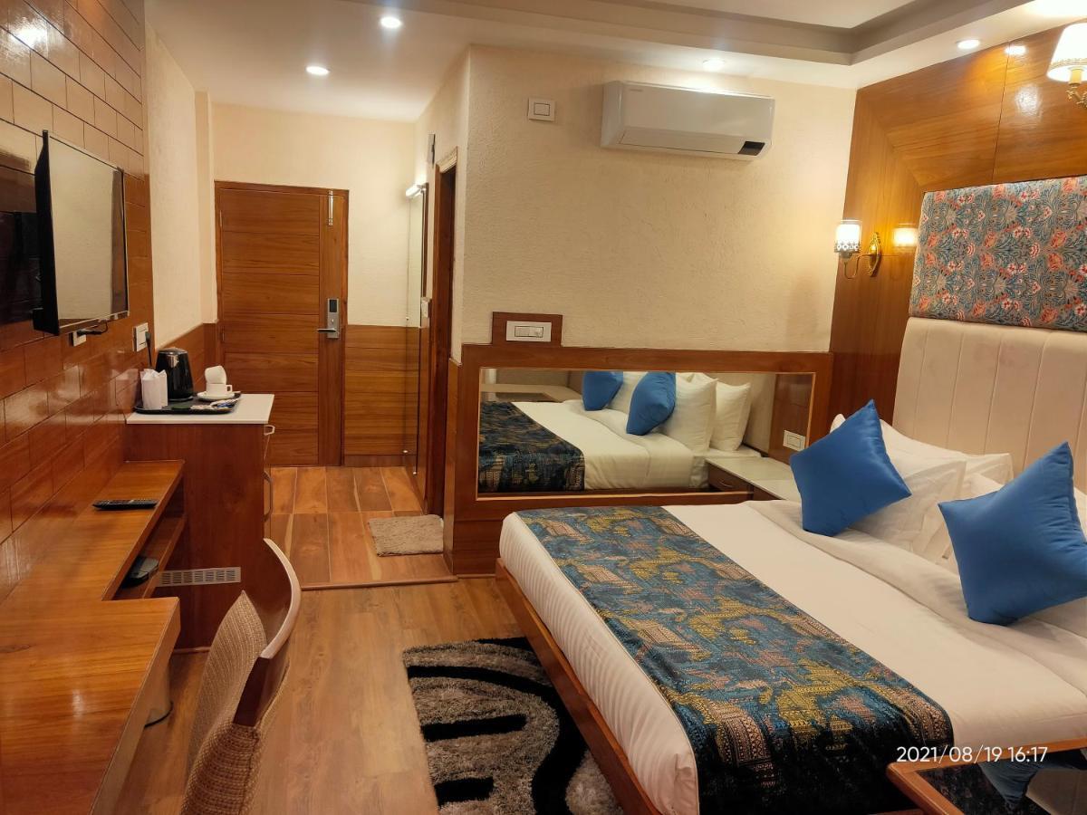 Suryansh Regency Manali Centrally Heated Air Cooled With Private Balconies مايالي المظهر الخارجي الصورة
