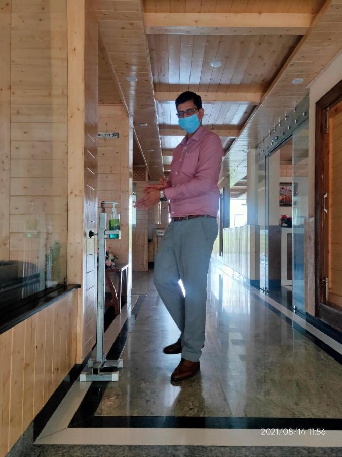 Suryansh Regency Manali Centrally Heated Air Cooled With Private Balconies مايالي المظهر الخارجي الصورة